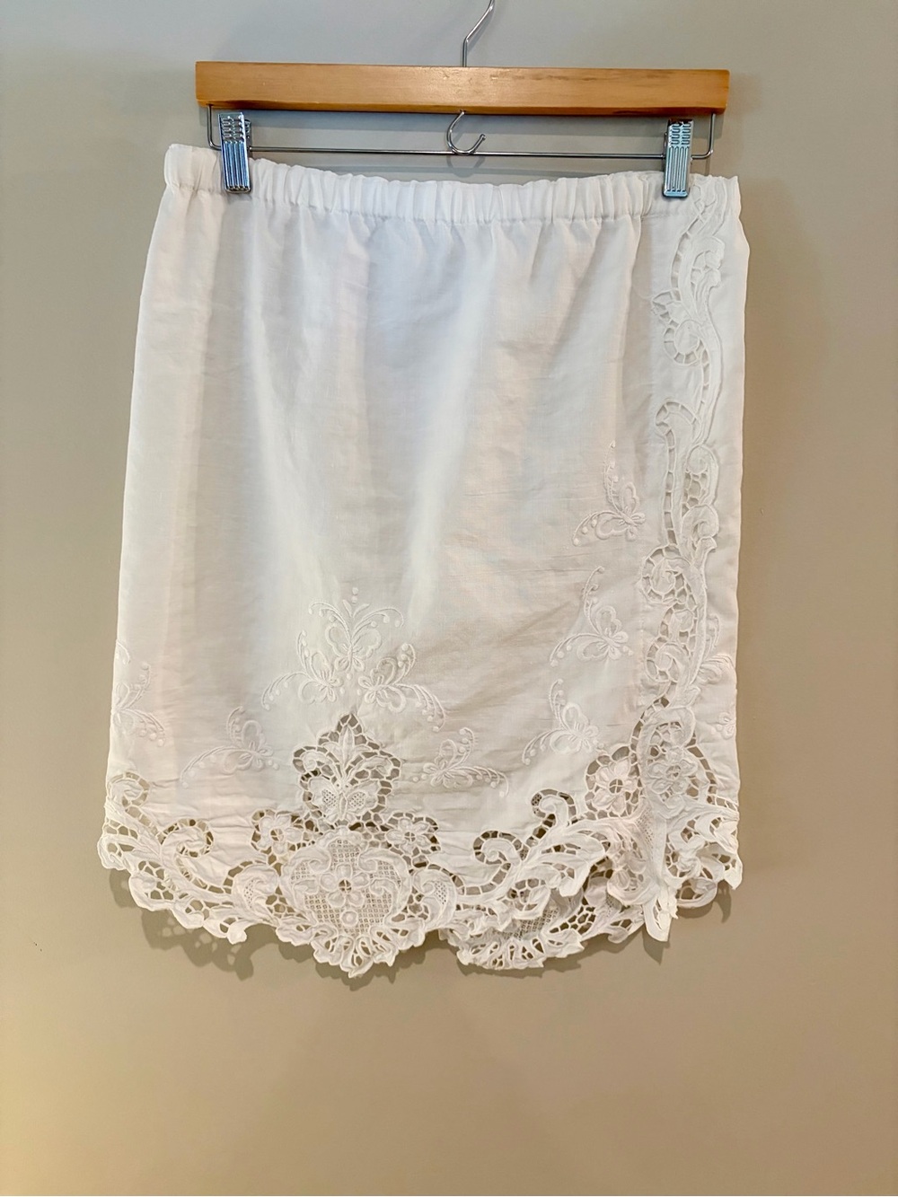White Lace-Trim Elastic Waist Skirt - Women's Summer Skirt